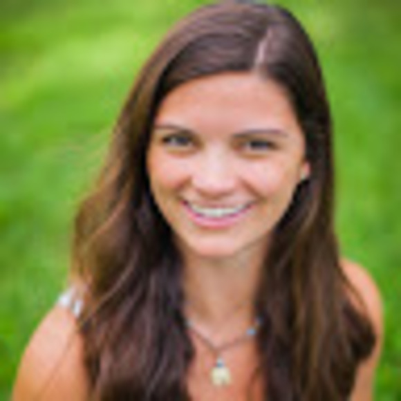 Meet your Posher, Lauren - Picture 1 of 1